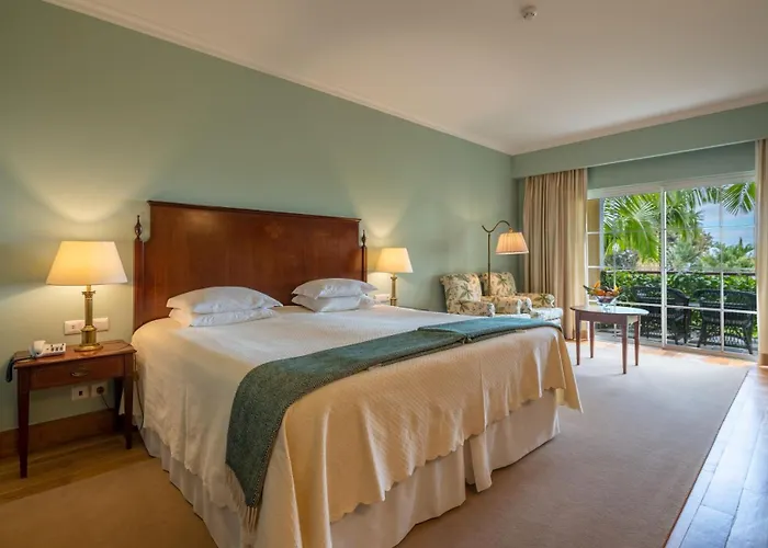 拉戈金塔花园酒店 酒店 丰沙尔