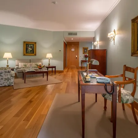 Отель Quinta Jardins Do Фуншал